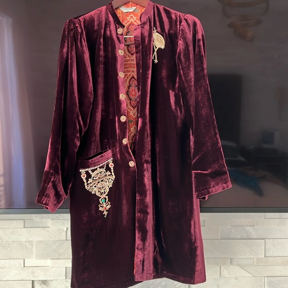 Chinyere Royal style Velvet jacket - Picture 1 of 2